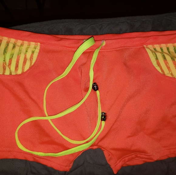 MEN'S SWIMWEAR TRUNKS - Picture 2 of 3